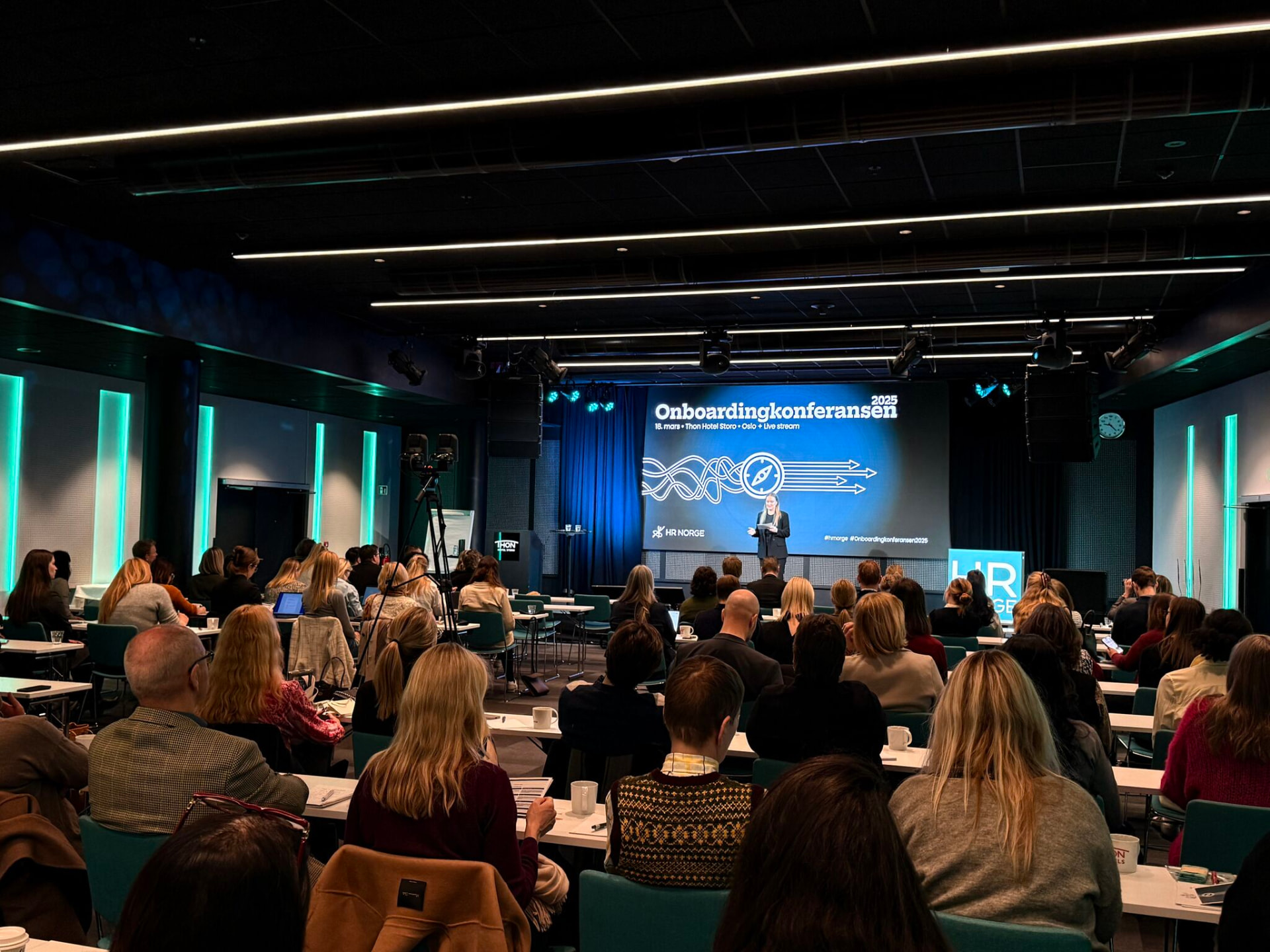 Onboardingkonferansen hos HR Norge med fuldt auditorium
